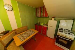 Апартаменты Apartmani Marija Сутоморе Семейный номер-студио-5